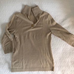 Women’s sweater